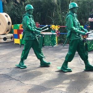 Meet your Posher, Catt